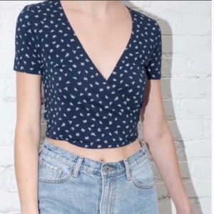 brandy melville wrap top